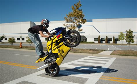 Street Bike Stunt Wallpapers - Wallpaper Cave