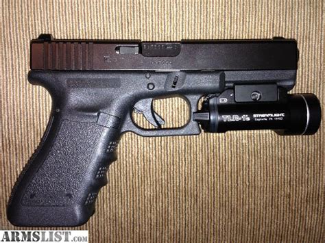 ARMSLIST - For Sale: Gen 3 GLOCK 22 .40 cal. plus accessories