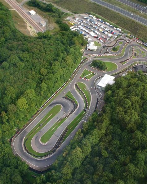 Best Outdoor Go Kart Tracks Uk | Go kart tracks, Go kart, Go kart racing