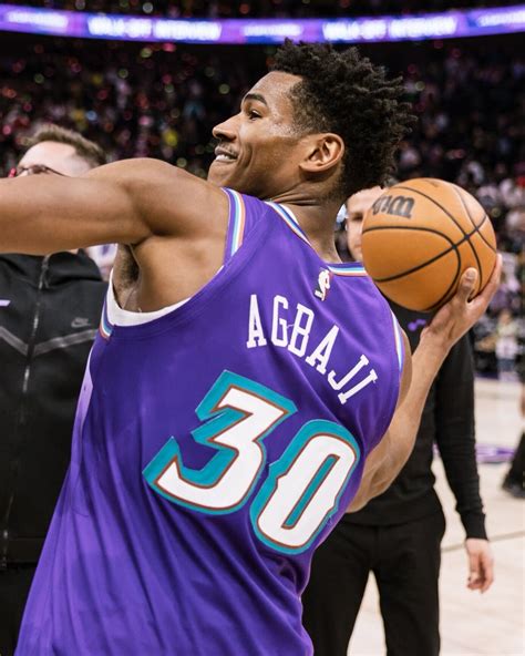 PHOTOS | Ochai Agbaji 22/23 Season Photo Gallery | NBA.com