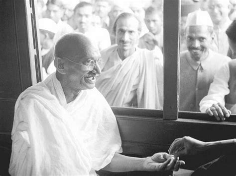 Cook Refused Poison Mahatma Gandhi Wait For Land India President