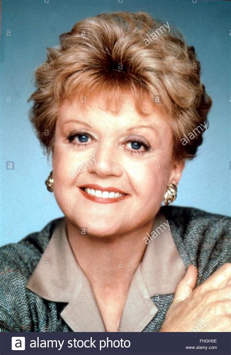 Angela Lansbury as Jessica Fletcher - Murder, She Wrote Photo (40141378) - Fanpop