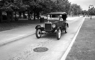 Model T. Notice the oily road. | Barbara Eckstein | Flickr