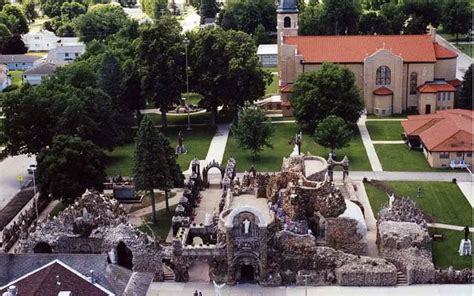 West Bend, Iowa: The Grotto of the Redemption - The Catholic Travel Guide