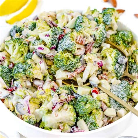 70+ EASY Salads (lunch, dinner, sides)