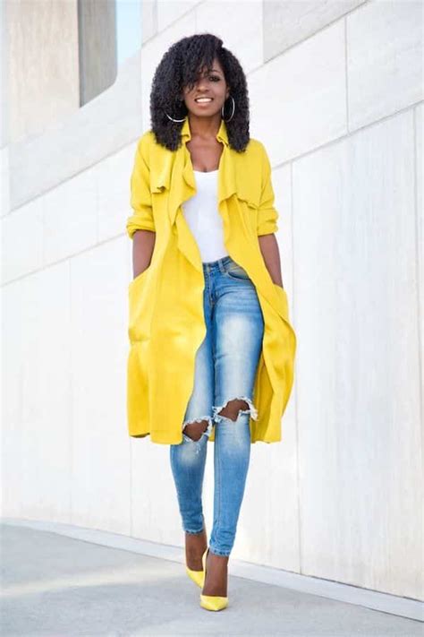 Yellow Outfits For Women-14 Chic Ways to Wear Yellow outfits