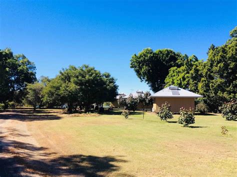 Lake Kununurra chalets No. 3 - Airbnb