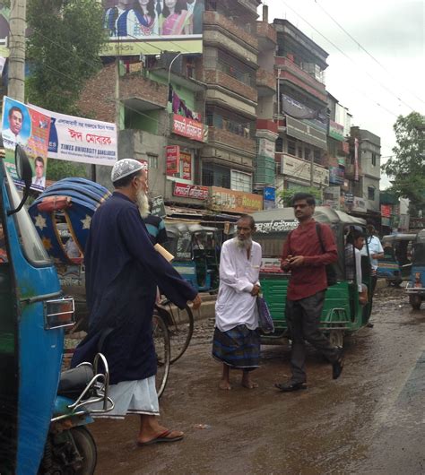 The streets of Dhaka. Bangladesh. Drawing Poses, Capital City, City Life, Digital Painting ...