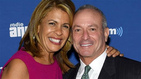 Today's Hoda Kotb causes a stir with rare family video during special ...