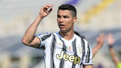 Transferts - Cristiano Ronaldo va rester à la Juventus selon Nedved ...