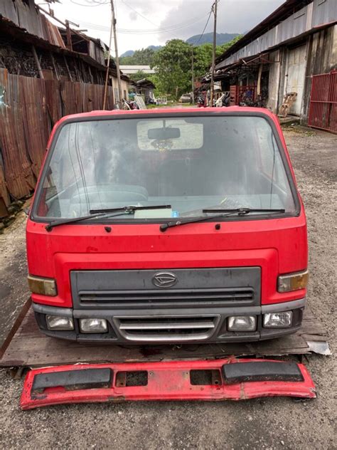 Daihatsu Delta DV58 1Ton Cabin - LORRY USED SPARE PARTS ENGINE GEARBOX MALAYSIA