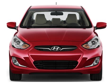 Image: 2013 Hyundai Accent 4-door Sedan Auto GLS Front Exterior View ...