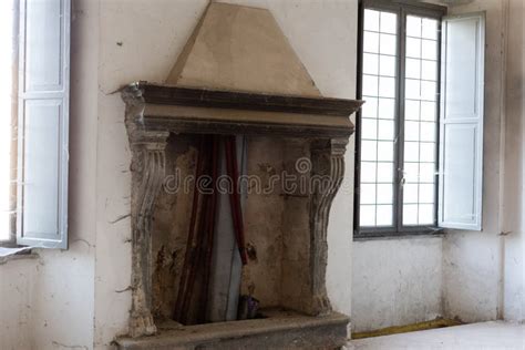 Old Vintage Beautiful Fireplace in an Old House Stock Image - Image of mirror, fireplace: 245100373