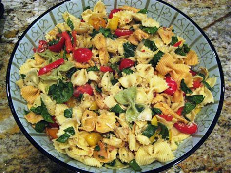 Hen's Hammock: Artichoke Pasta Salad