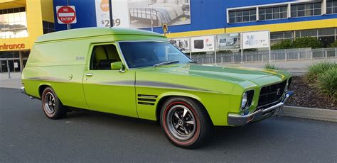 1974 HOLDEN HQ SANDMAN PANEL VAN TRIBUTE - JCW5051956 - JUST CARS