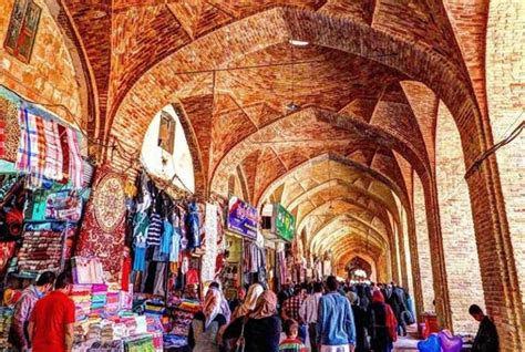 Kerman Bazaar | Find Colorful Souvenirs | Kerman Attraction | Apochi.com