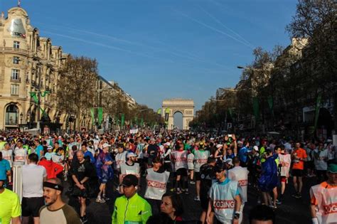 Paris Marathon Review » Course, Training & Travel Tips - Love and Road