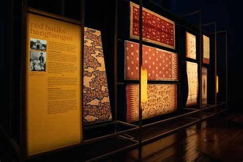 Asian Civilisations Museum in Singapore Hosts Batik Exhibition | SENATUS