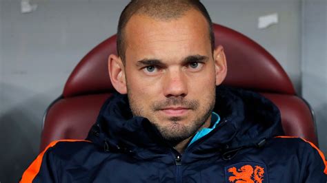 Wesley Sneijder considering following Robben out of retirement aged 36 ...