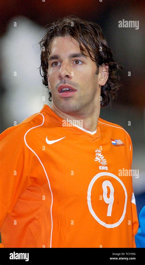 Amsterdam ArenA, Amsterdam Netherlands, 18.2.2004 Football: international friendly, Netherlands ...