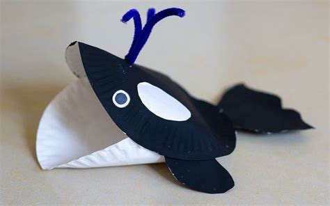 15 Ocean Animal Crafts for Kids | Whale crafts, Sea animal crafts ...