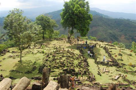 Is Gunung Padang In Indonesia The Oldest Pyramid In The World?