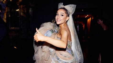 Ariana Grande Transformed Her Home Into a Full Haunted Hotel for ...