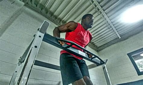 How To Do Muscle ups - Kafui Fitness