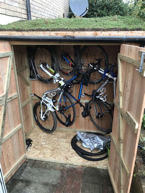 Bicycle art Garden awesome in 2020 | Barn style shed, Bicycle storage shed, Bike shed