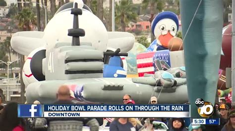 Holiday Bowl parade 2019: Where to watch, park