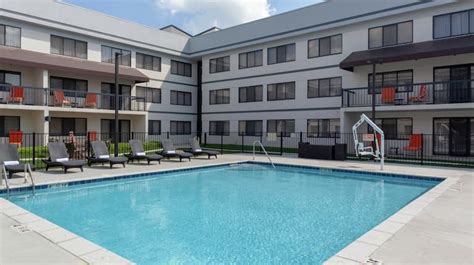 Hotels in Dayton OH - DoubleTree Suites by Hilton Dayton