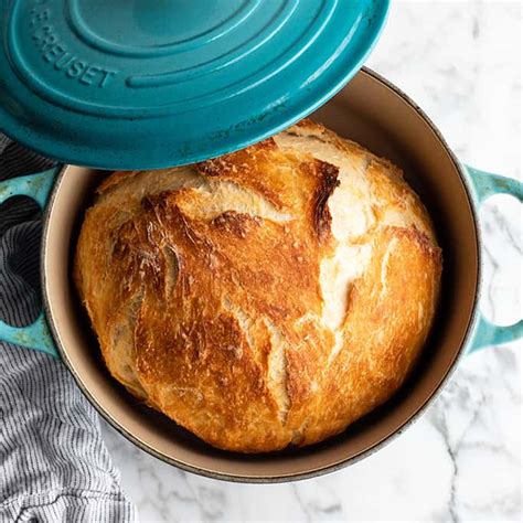 Top 4 Dutch Oven Bread Recipes