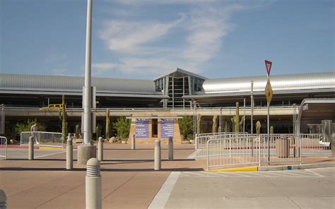 Tucson International Airport Expansion Parking Structure - Martin ...