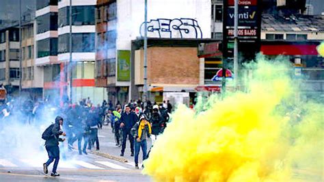 Curfew imposed in Bogota, Colombia, 20K police deployed against protesters, UPDATES -- Society's ...