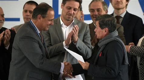 Colombia opens peace talks with ELN rebel group