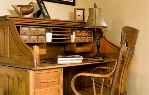 Antique Roll Top Desk Styles and Values | LoveToKnow