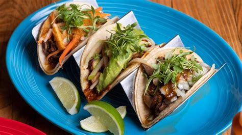 Mission Taco review: Huntington restaurant offers elaborate tacos, first-rate drinks - Newsday