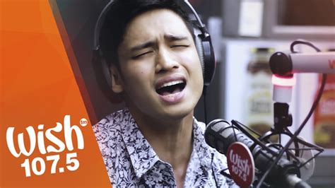 Michael Pangilinan sings "Bakit Ba Ikaw" LIVE on Wish 107.5 Bus Chords - Chordify