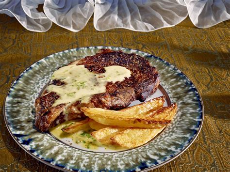 Béarnaise Sauce Recipe | Recipe | Bearnaise sauce, Recipes, Food