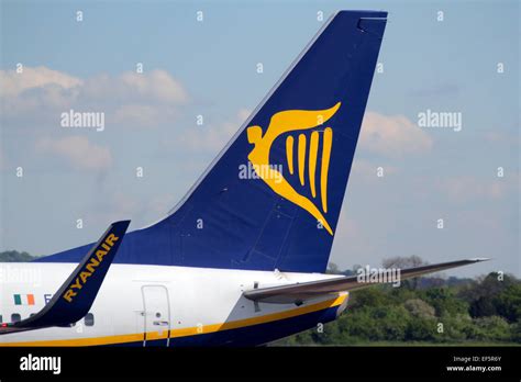 Aeroplane tail fin hi-res stock photography and images - Alamy