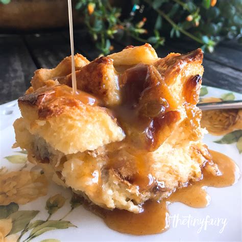 Bread Pudding with Spiced Rum Sauce – The Tiny Fairy