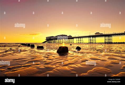 Norfolk sunrise summer hi-res stock photography and images - Alamy