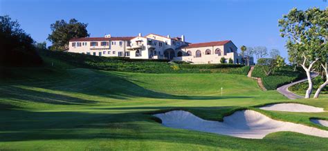 Riviera Country Club | golfcourse-review.com