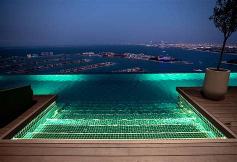 16 spots to get the best views in Dubai at night