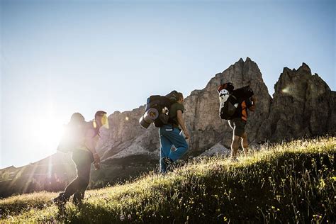 Hiking holidays in the Dolomites: The best trails - Hotel Diamant