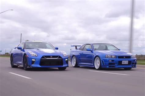 Nissan R34 Skyline GT-R vs R35 GT-R: ¿con cuál te quedarías? | Autocasión