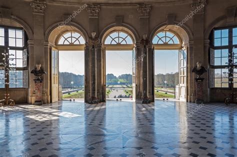 Скачать - Vaux le Vicomte Castle interior in Paris — стоковое изображение | Vaux le vicomte ...