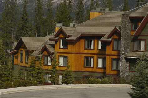 WORLDMARK CANMORE - BANFF: UPDATED 2024 Hotel Reviews, Price Comparison and 181 Photos (Canadian ...