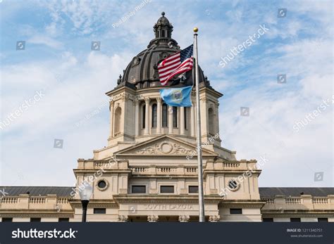 193 South dakota state capitol Images, Stock Photos & Vectors | Shutterstock