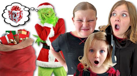 The GRINCH is BACK! Christmas ViLLAiNS - YouTube